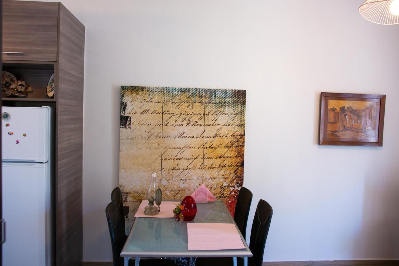 Quality Apartment In Aegaleo Athén Kültér fotó